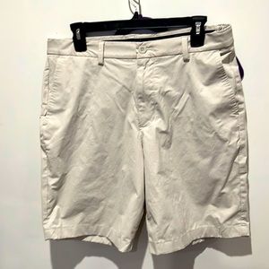 Vineyard Vines On the Go Cotton/Nylon/Spandex Short. NWOT Size 32